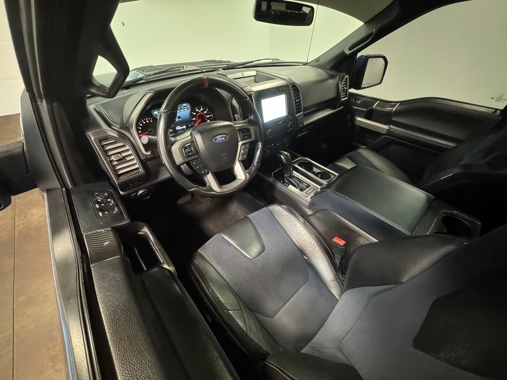 2020-ford-f150-raptor (90)