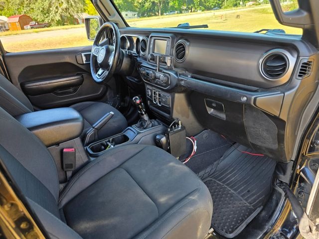 2020-jeep-gladiator-sport-for-sale-hope-mills-nc-35