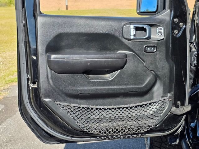 2020-jeep-gladiator-sport-for-sale-hope-mills-nc-37