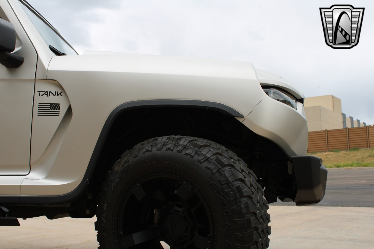 2020-rezvani-tank (110)