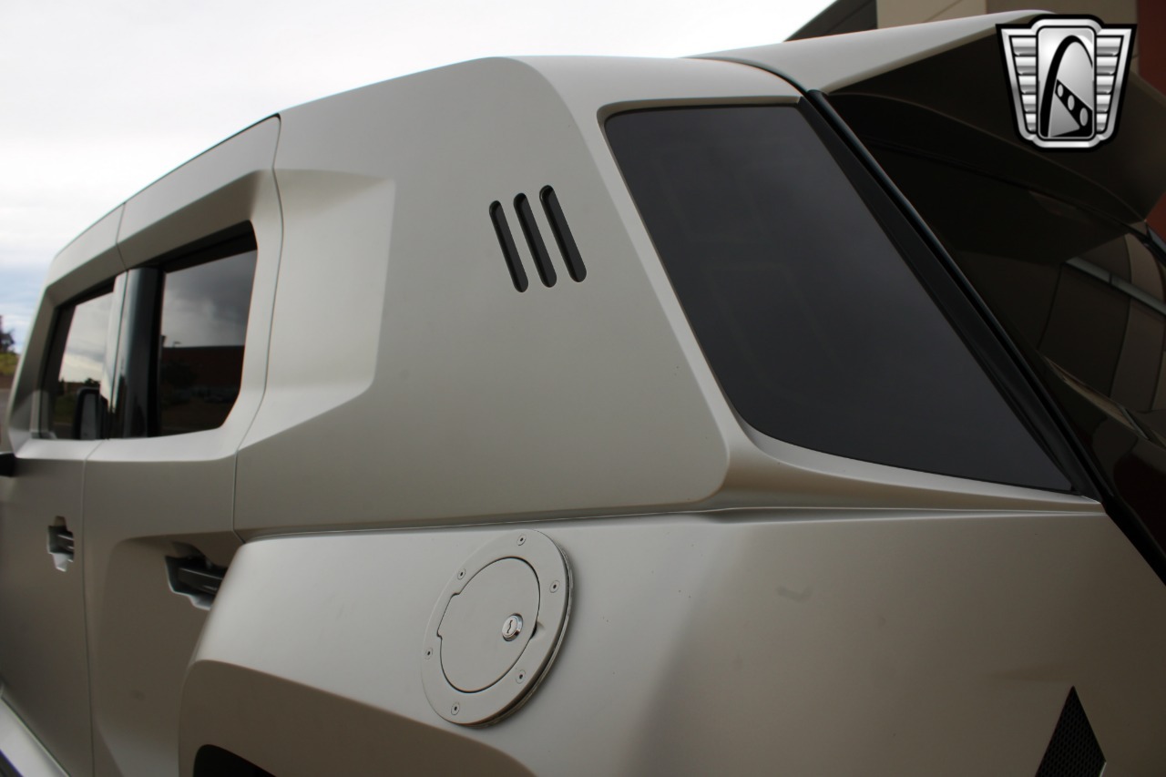 2020-rezvani-tank (19)