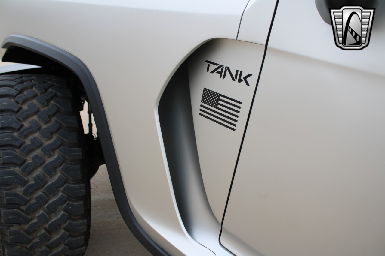 2020-rezvani-tank (22)