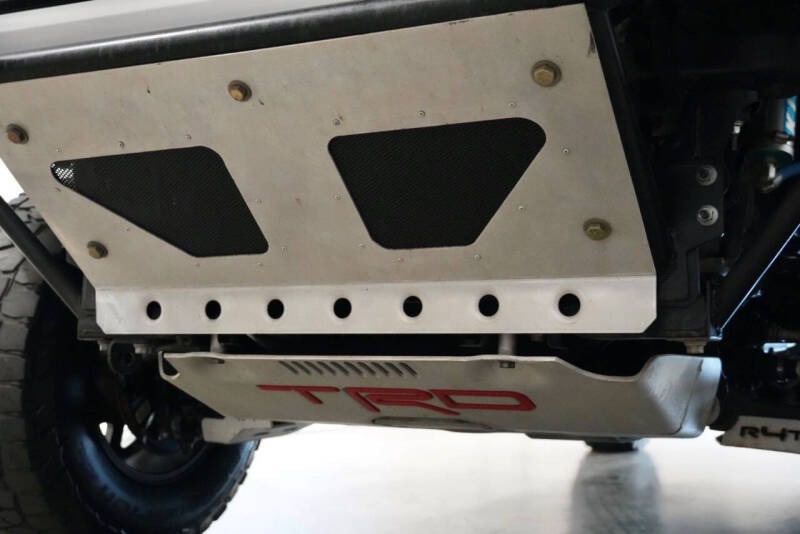 2020-tacoma-modified-for-sale (14)