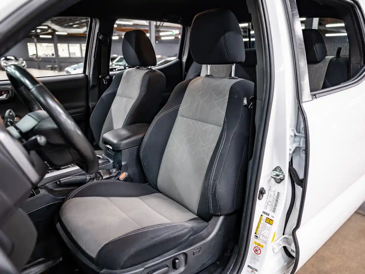 2020-toyota-tacoma-trd-offroad-for-sale-lakewood-co-11