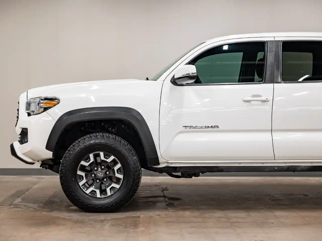2020-toyota-tacoma-trd-offroad-for-sale-lakewood-co-23
