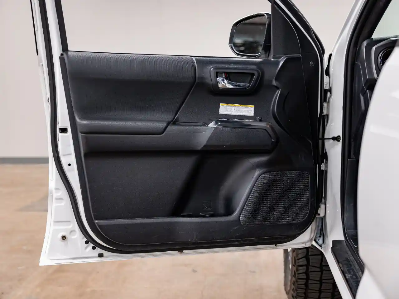 2020-toyota-tacoma-trd-offroad-for-sale-lakewood-co-35