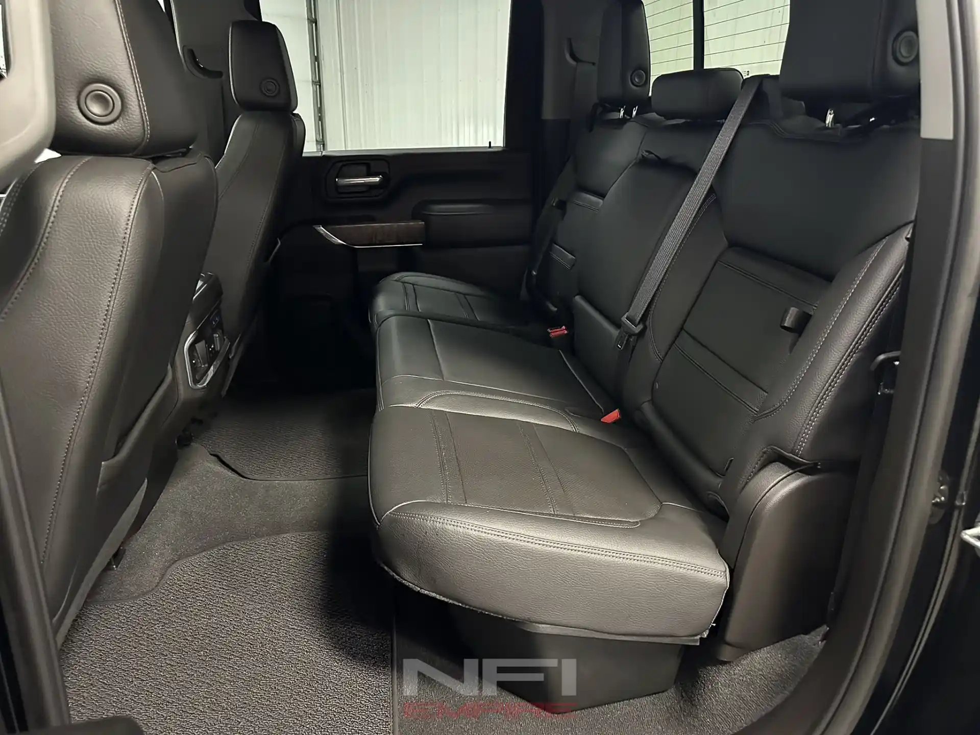 2021-gmc-sierra-3500-hd-denali-for-sale-erie-pa-46
