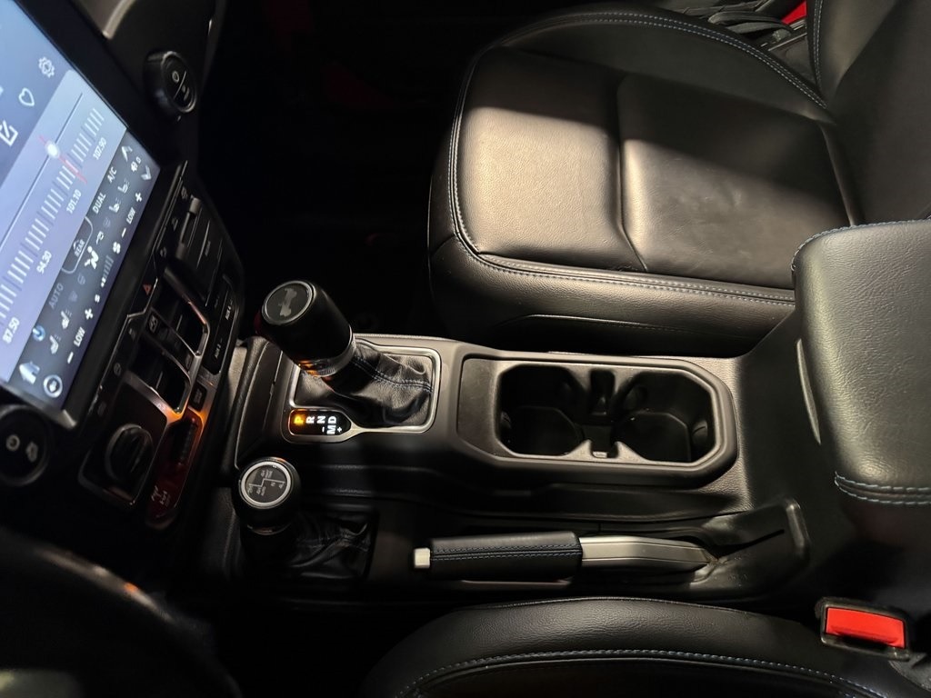 2021-jeep-wrangler-rubicon-4xe (14)
