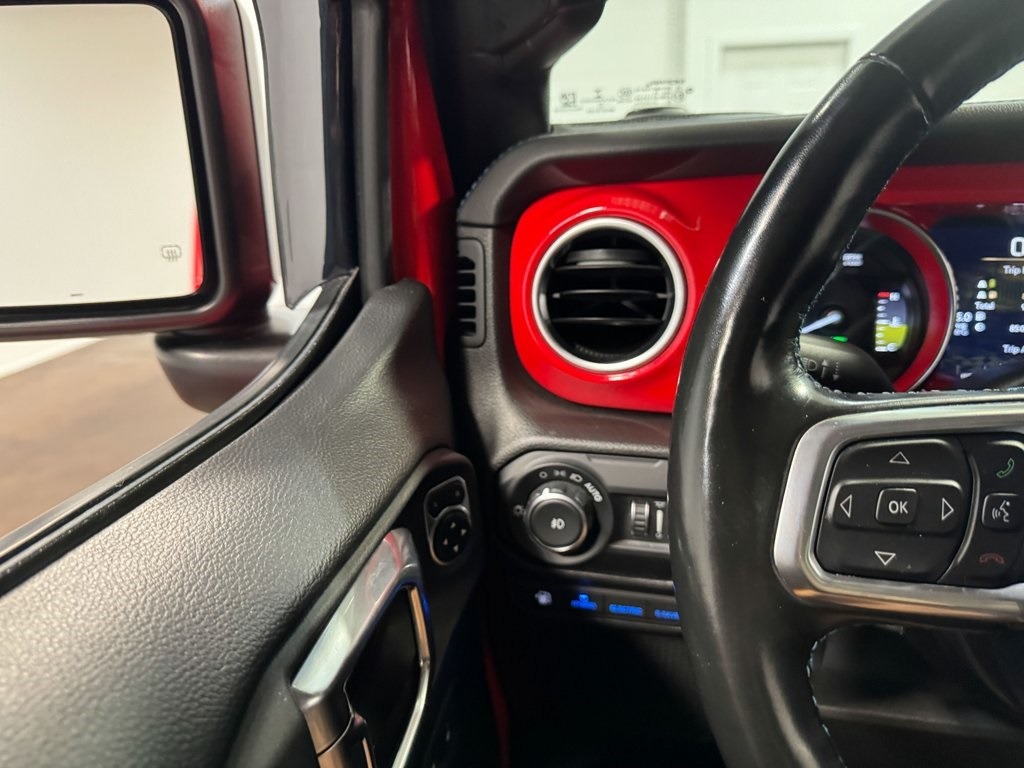 2021-jeep-wrangler-rubicon-4xe (15)