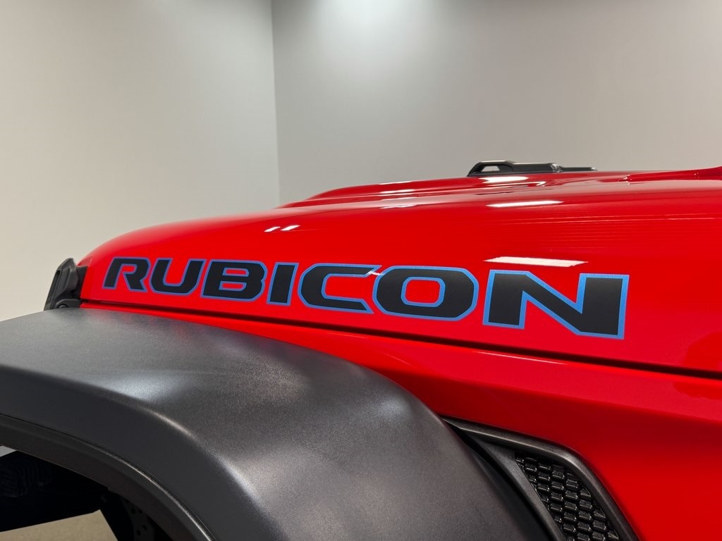 2021-jeep-wrangler-rubicon-4xe (28)