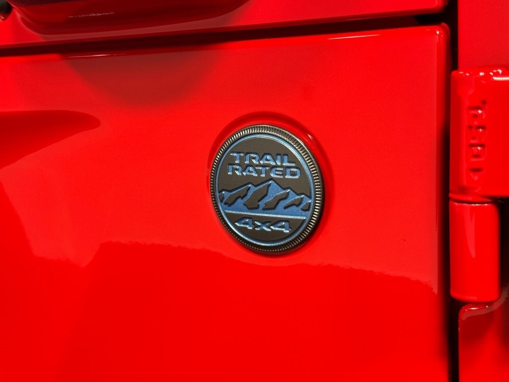 2021-jeep-wrangler-rubicon-4xe (29)
