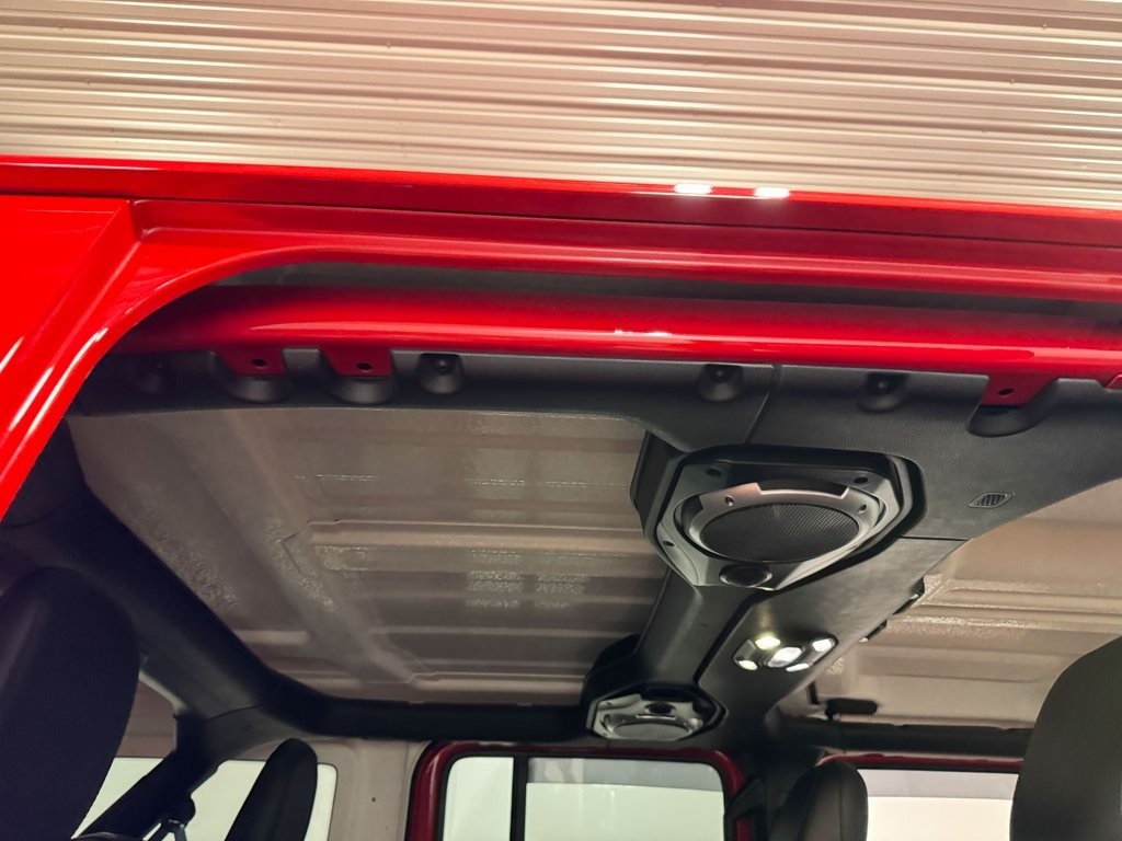 2021-jeep-wrangler-rubicon-4xe (45)