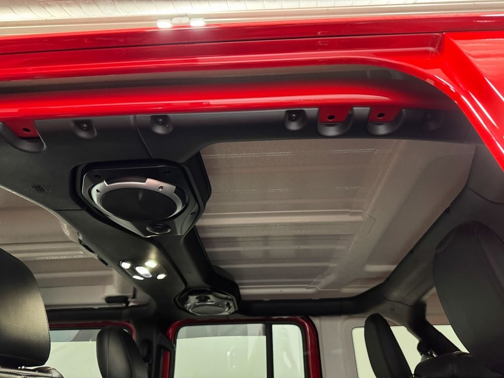 2021-jeep-wrangler-rubicon-4xe (88)