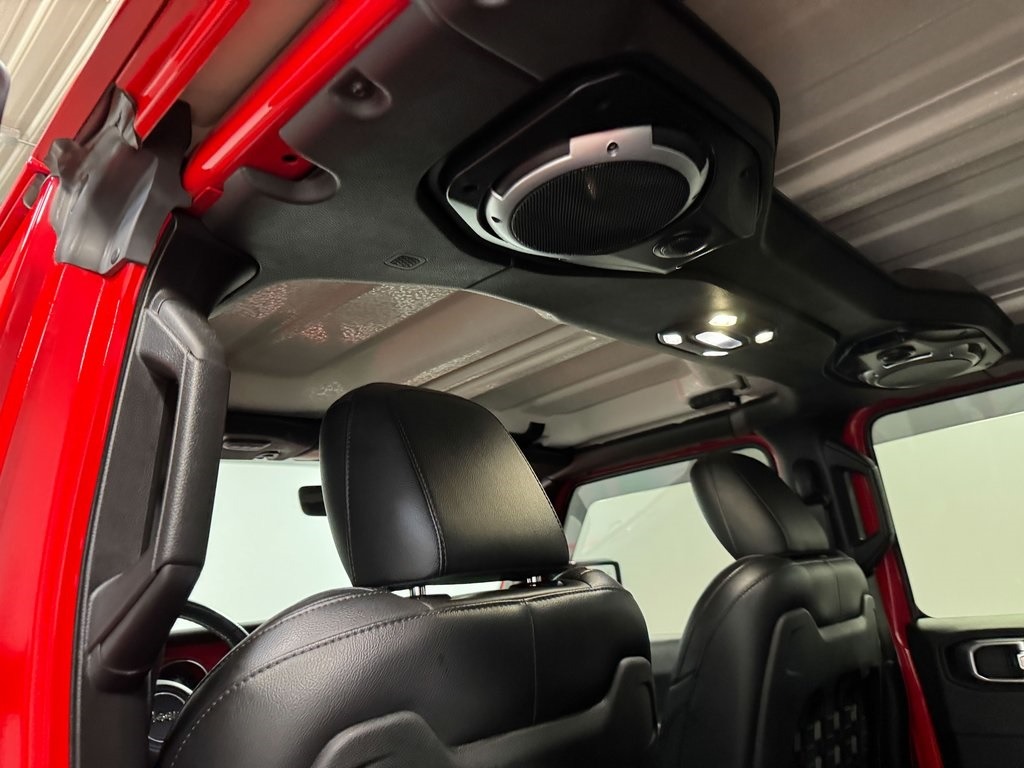 2021-jeep-wrangler-rubicon-4xe (90)