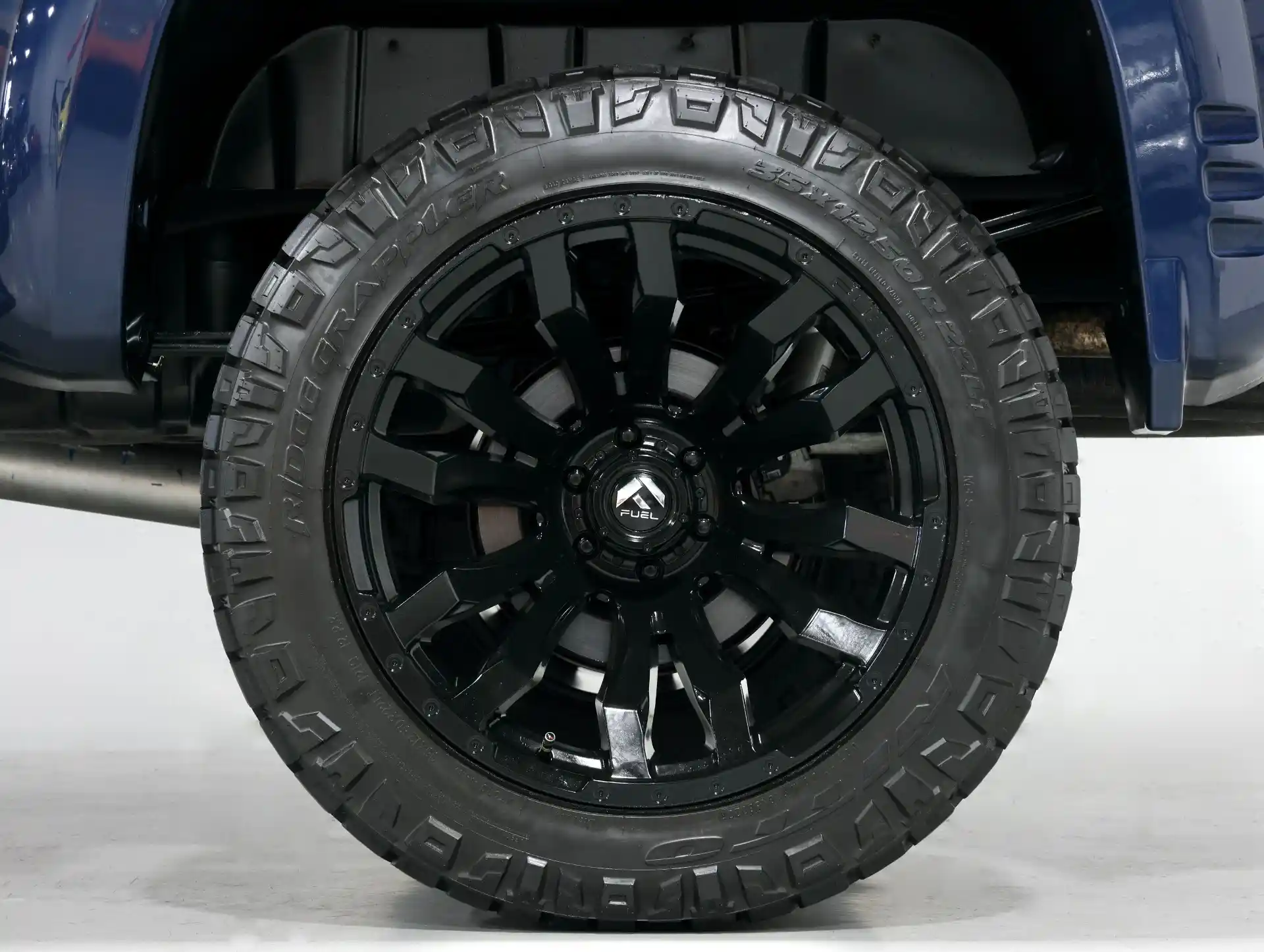 2022-chevrolet-silverado-1500-lt-trail-boss-rough-country-for-sale-addison-il-10
