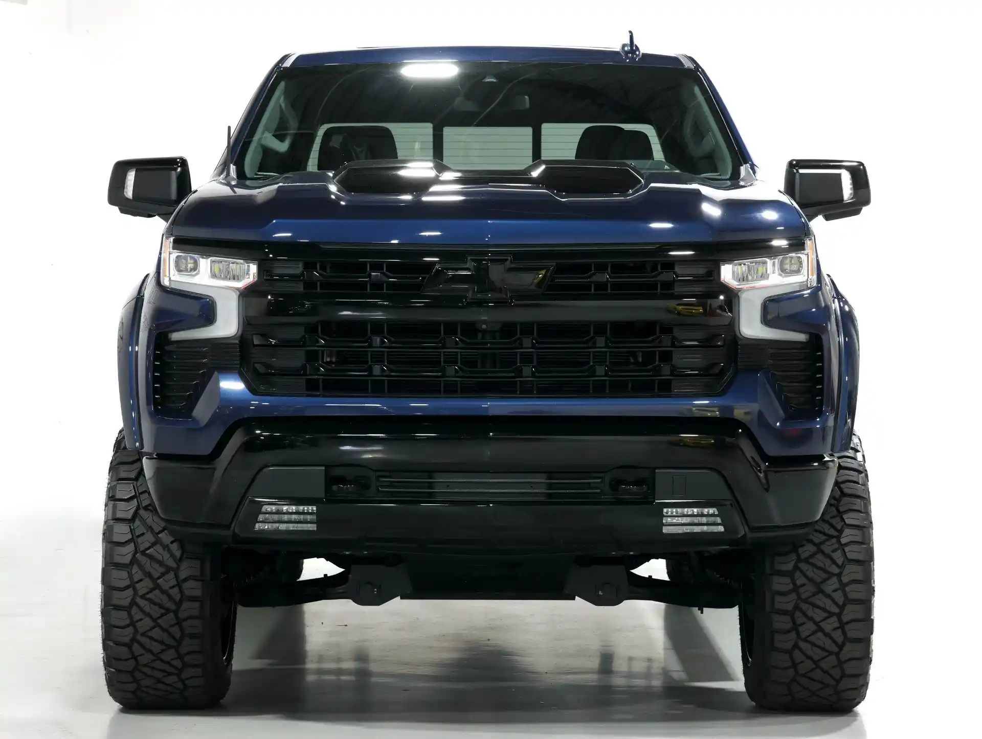 2022-chevrolet-silverado-1500-lt-trail-boss-rough-country-for-sale-addison-il-12