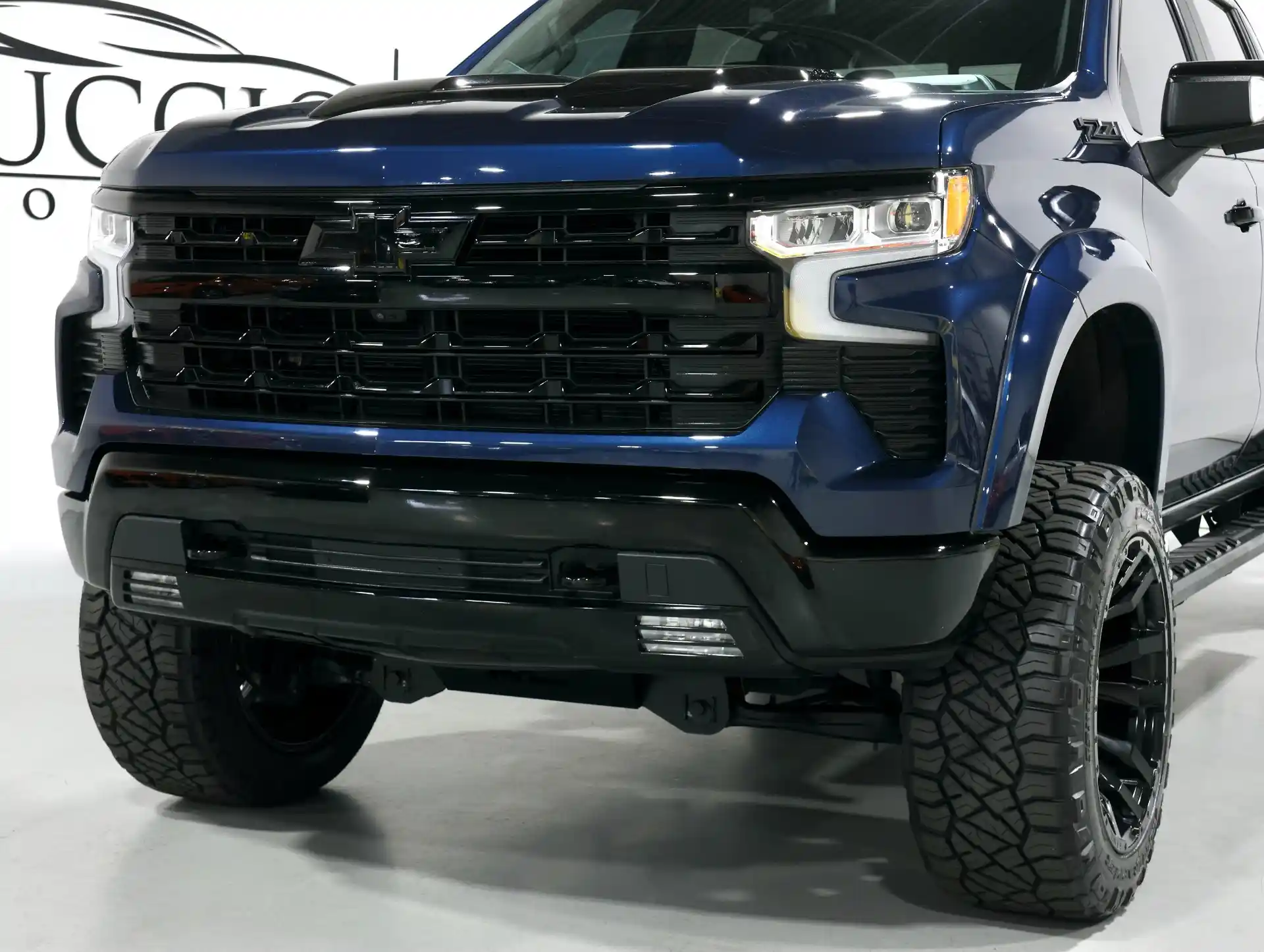 2022-chevrolet-silverado-1500-lt-trail-boss-rough-country-for-sale-addison-il-13