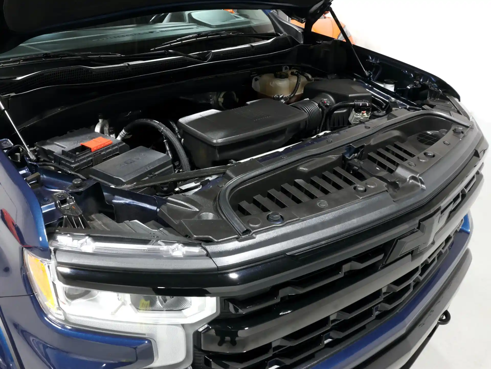 2022-chevrolet-silverado-1500-lt-trail-boss-rough-country-for-sale-addison-il-4