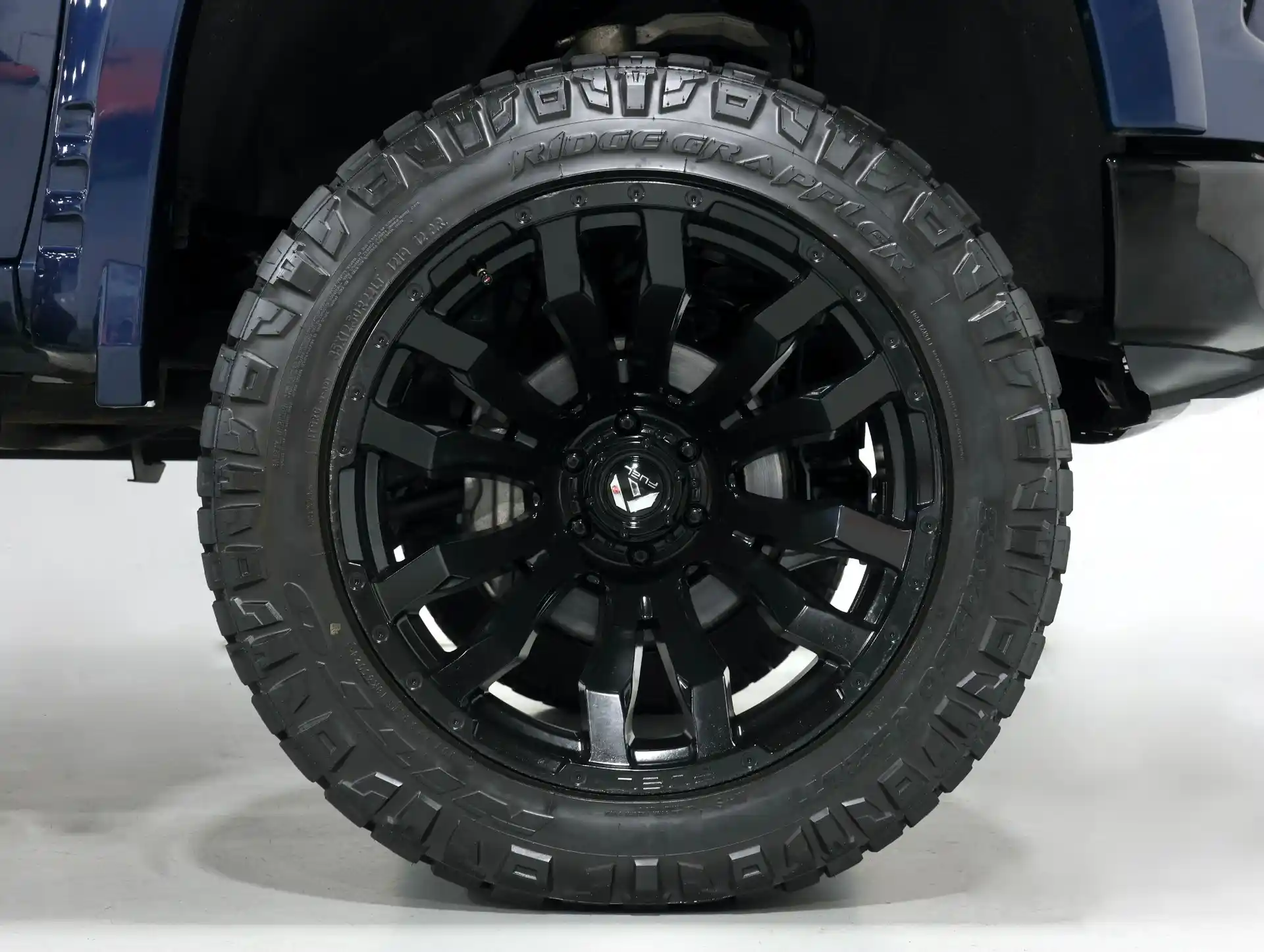 2022-chevrolet-silverado-1500-lt-trail-boss-rough-country-for-sale-addison-il-53