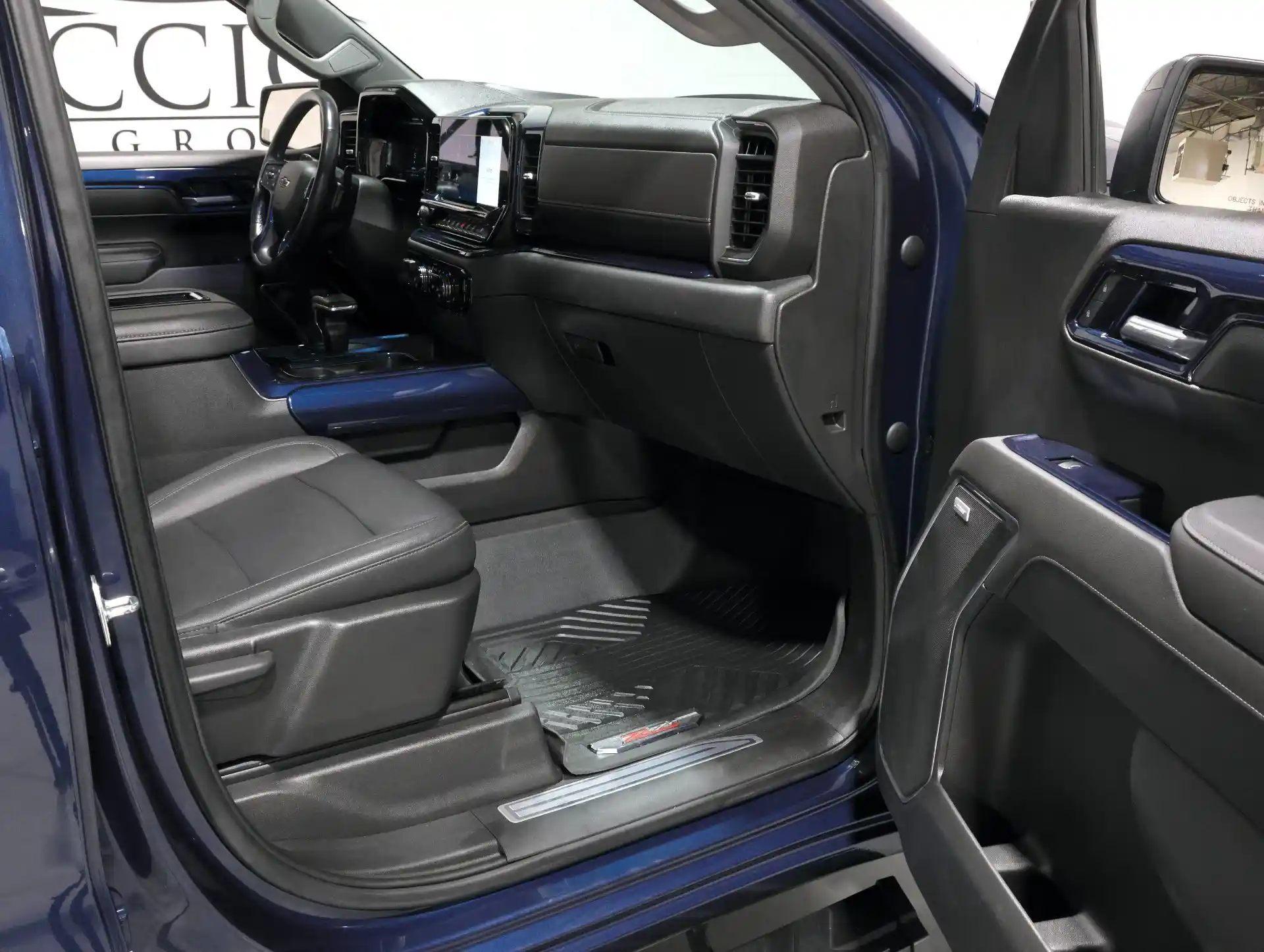 2022-chevrolet-silverado-1500-lt-trail-boss-rough-country-for-sale-addison-il-60