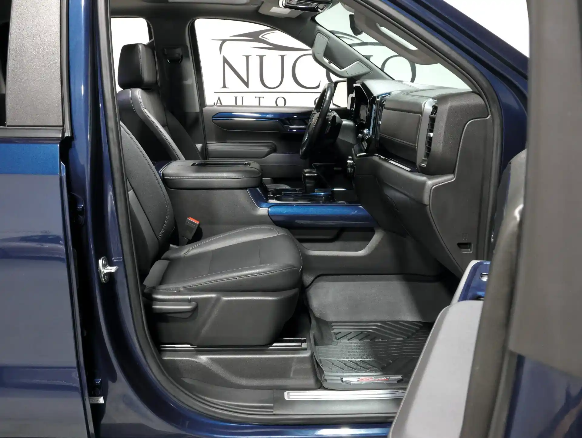 2022-chevrolet-silverado-1500-lt-trail-boss-rough-country-for-sale-addison-il-62