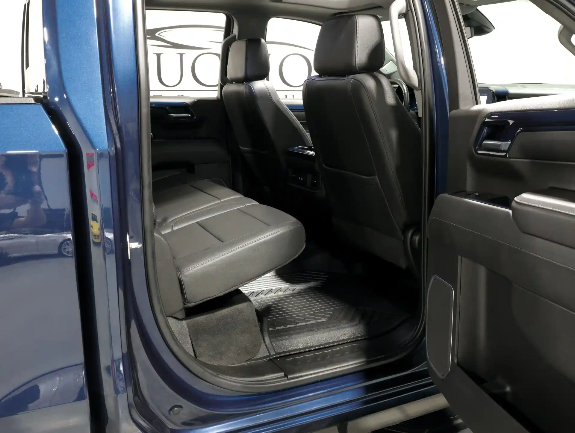 2022-chevrolet-silverado-1500-lt-trail-boss-rough-country-for-sale-addison-il-73