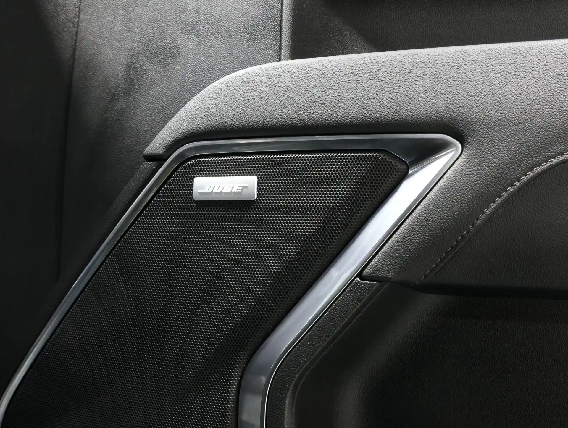 2022-chevrolet-silverado-1500-lt-trail-boss-rough-country-for-sale-addison-il-76