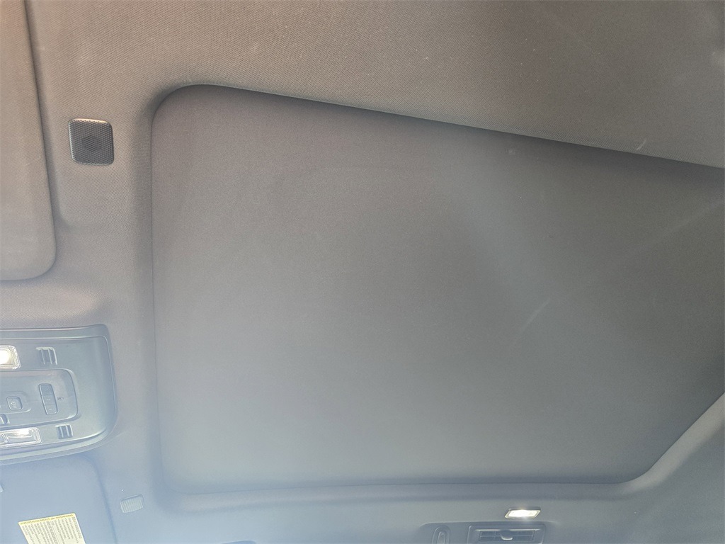 2022-chevy-suburban-z71-for-sale (8)