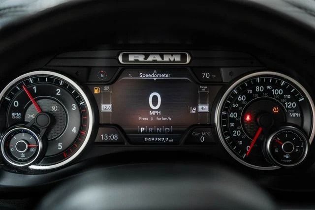 2022-ram-2500-laramie-modified (1)