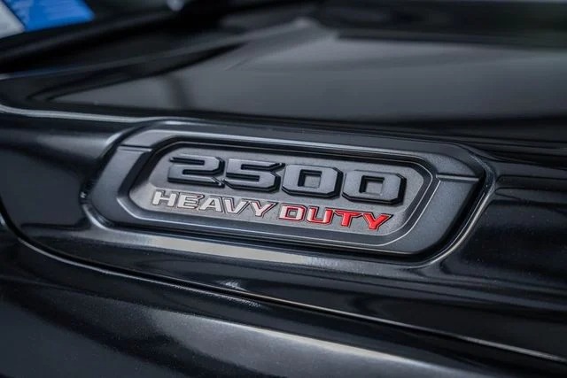2022-ram-2500-laramie-modified (30)