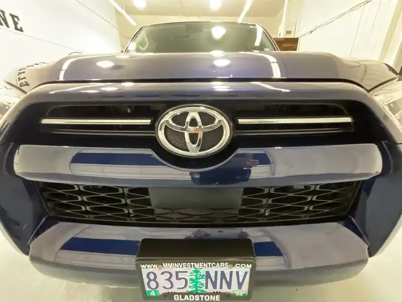 2022-toyota-4runner-sr5-for-sale-gladstone-or-30
