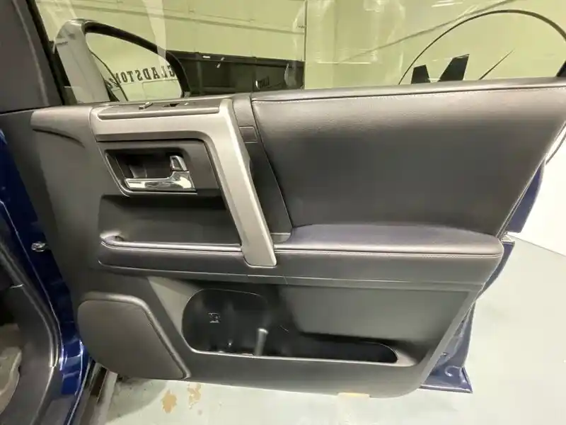 2022-toyota-4runner-sr5-for-sale-gladstone-or-32