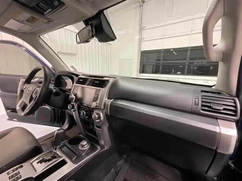 2022-toyota-4runner-sr5-for-sale-gladstone-or-38