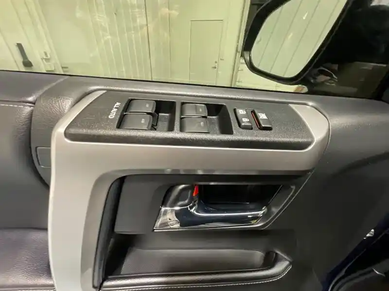 2022-toyota-4runner-sr5-for-sale-gladstone-or-40