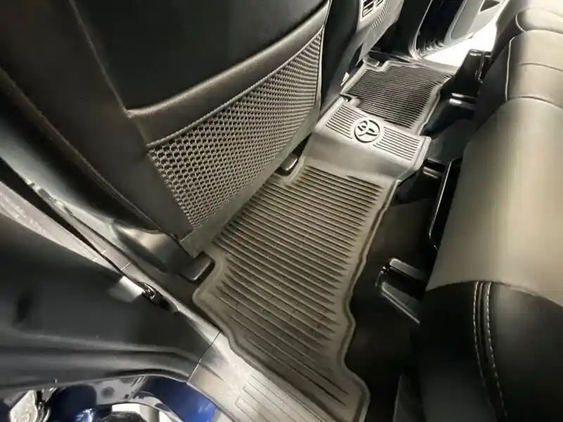 2022-toyota-4runner-sr5-for-sale-gladstone-or-47