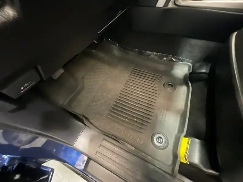 2022-toyota-4runner-sr5-for-sale-gladstone-or-48