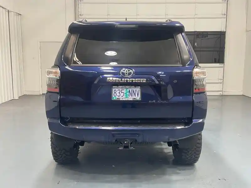 2022-toyota-4runner-sr5-for-sale-gladstone-or-6