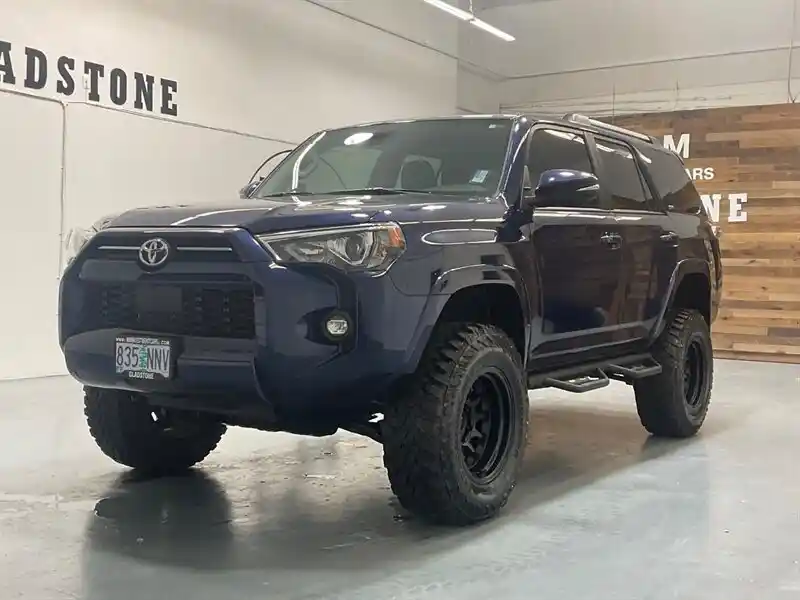2022-toyota-4runner-sr5-for-sale-gladstone-or-65