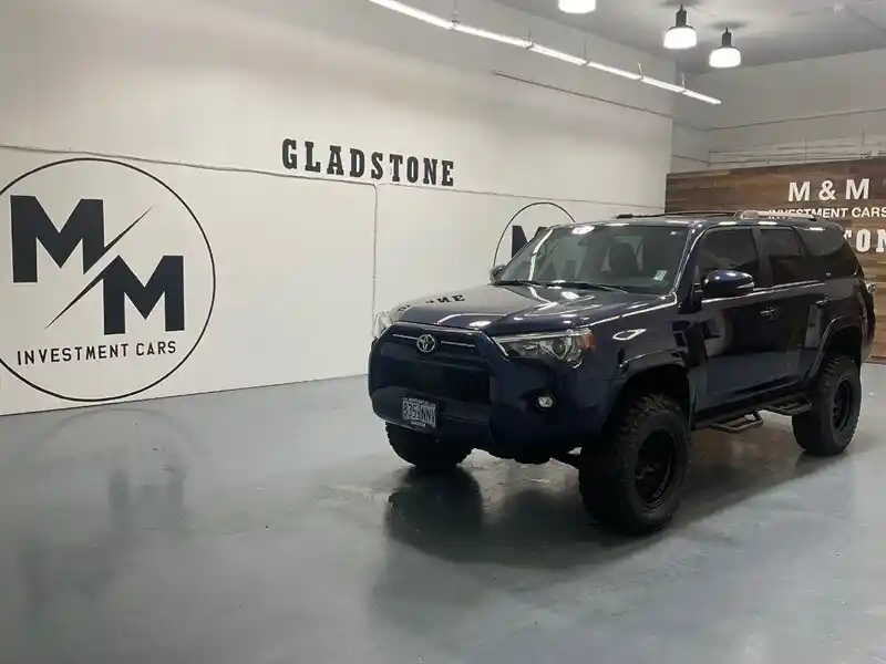 2022-toyota-4runner-sr5-for-sale-gladstone-or-68