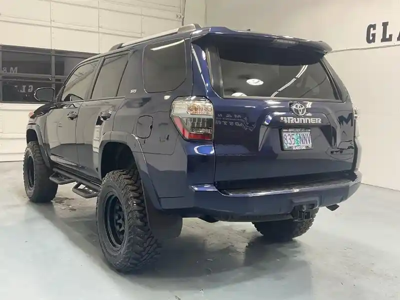 2022-toyota-4runner-sr5-for-sale-gladstone-or-8