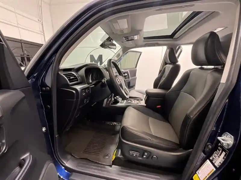 2022-toyota-4runner-sr5-for-sale-gladstone-or-9