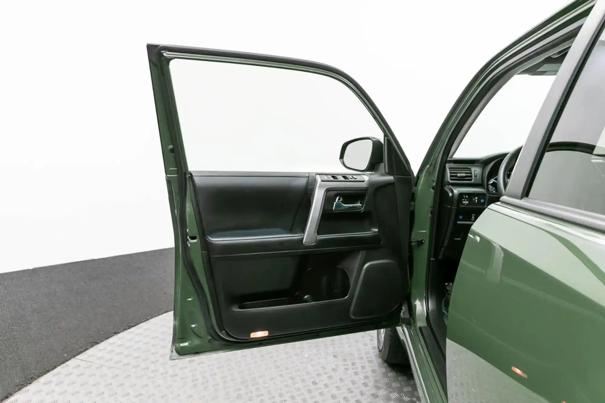 2022-toyota-4runner-trd-sport-for-sale-sterling-va-27