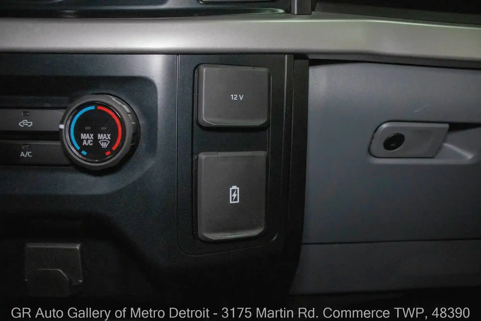 2023-ford-f-150-xl-roush-for-sale-detroit-mi-104