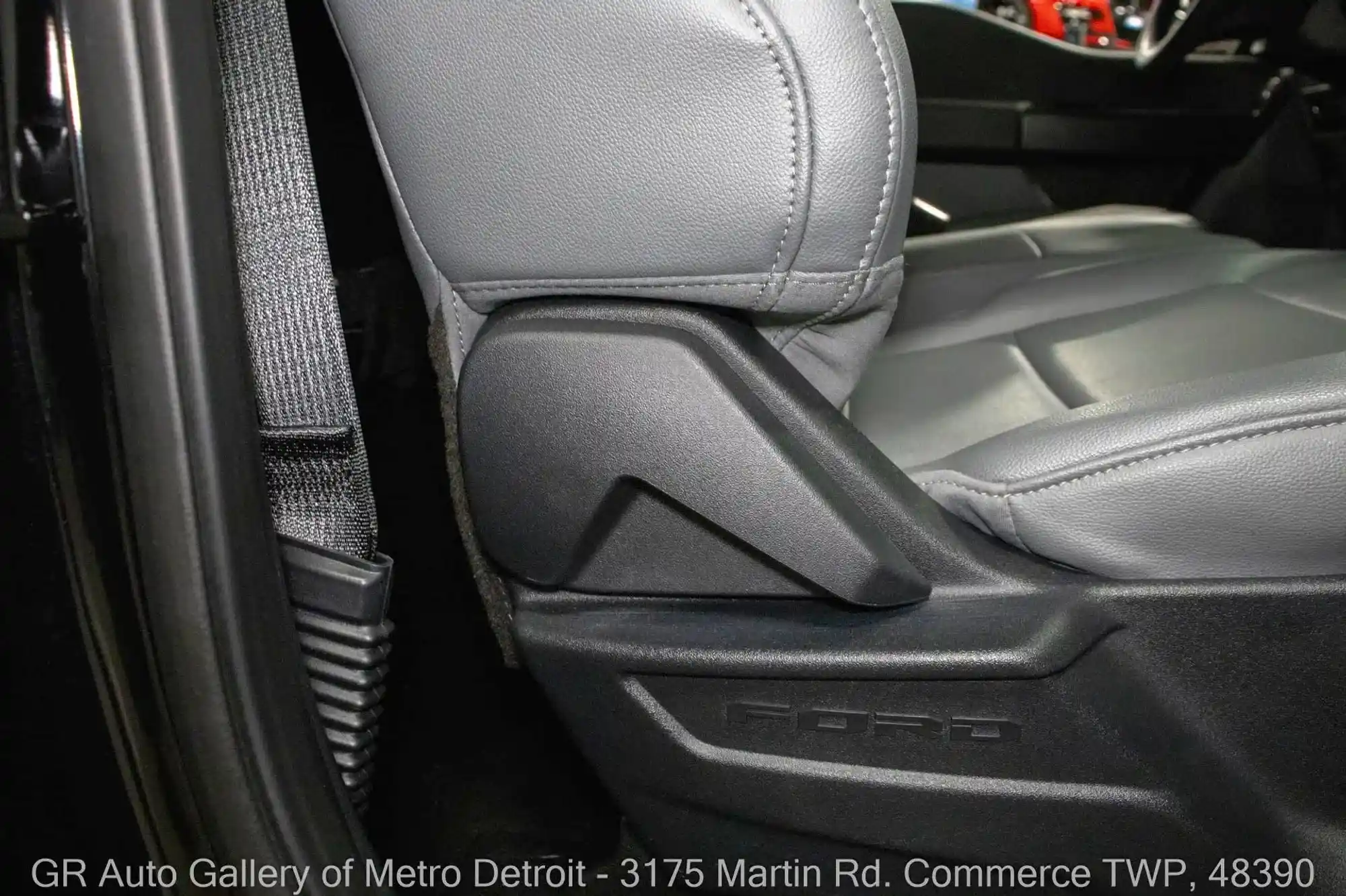 2023-ford-f-150-xl-roush-for-sale-detroit-mi-71