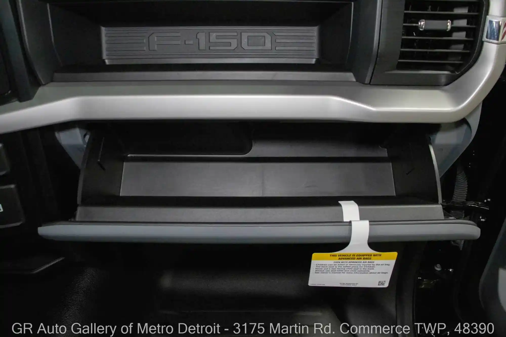 2023-ford-f-150-xl-roush-for-sale-detroit-mi-74