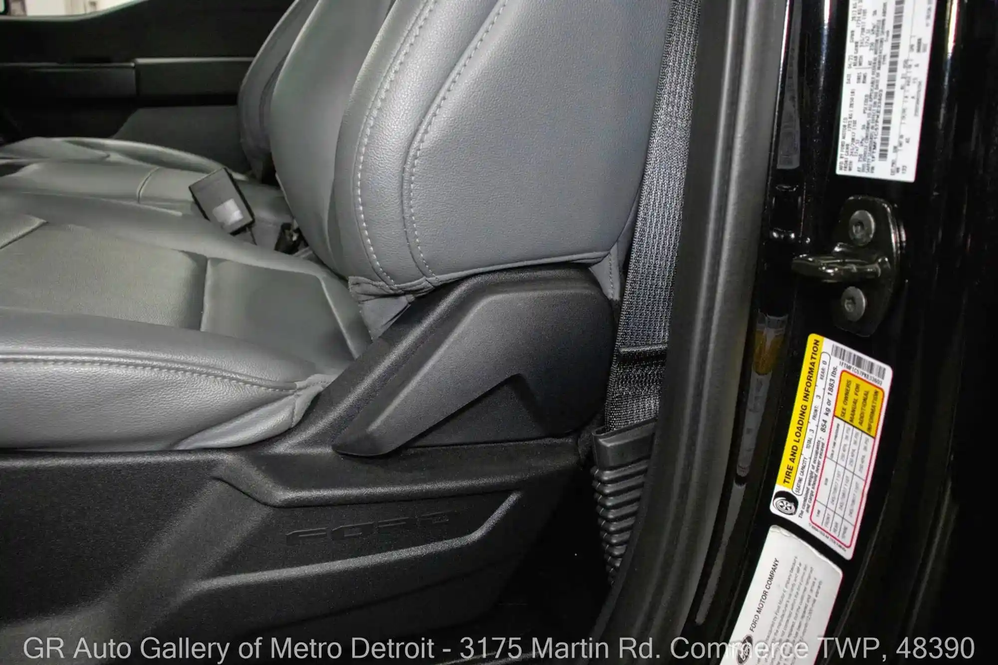 2023-ford-f-150-xl-roush-for-sale-detroit-mi-79