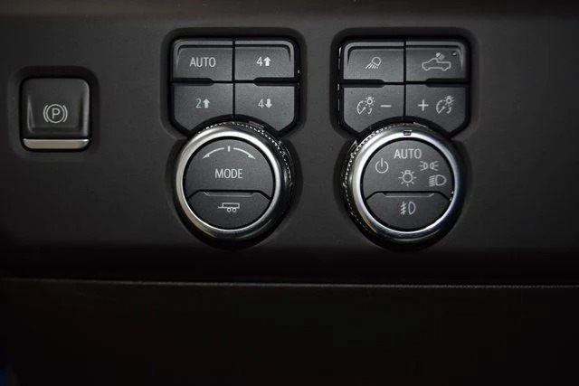 2023-gmc-sierra-1500-at4-z7x (22)