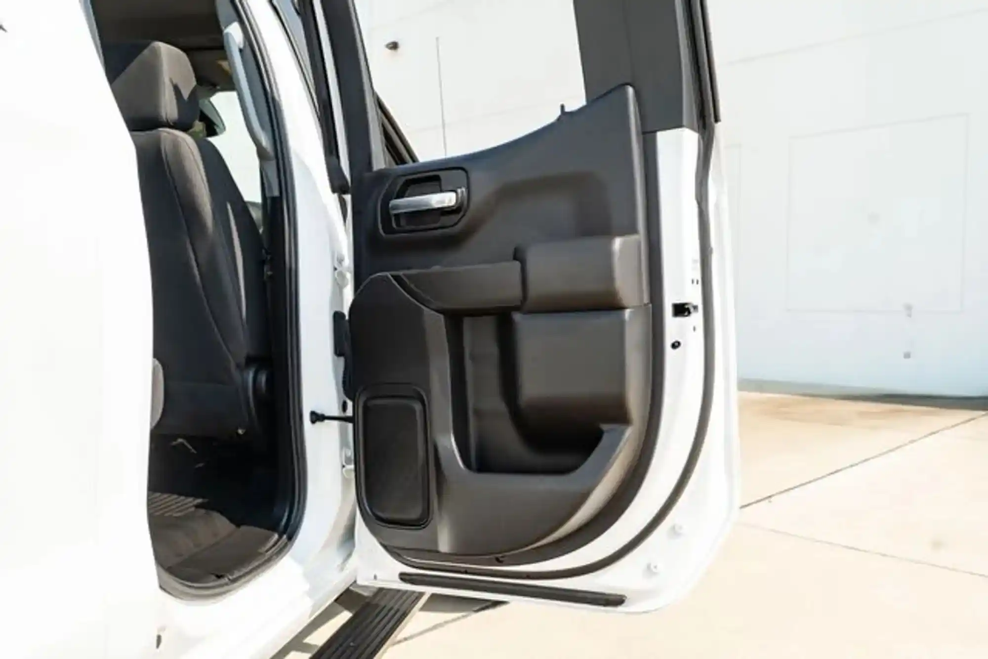 2023-gmc-sierra-1500-pro-4x4-lifted-with-upgrades-for-sale-dallas-tx-21