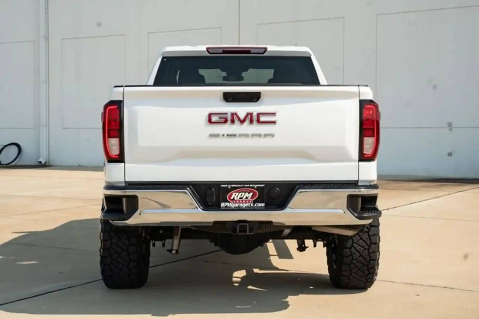 2023-gmc-sierra-1500-pro-4x4-lifted-with-upgrades-for-sale-dallas-tx-5