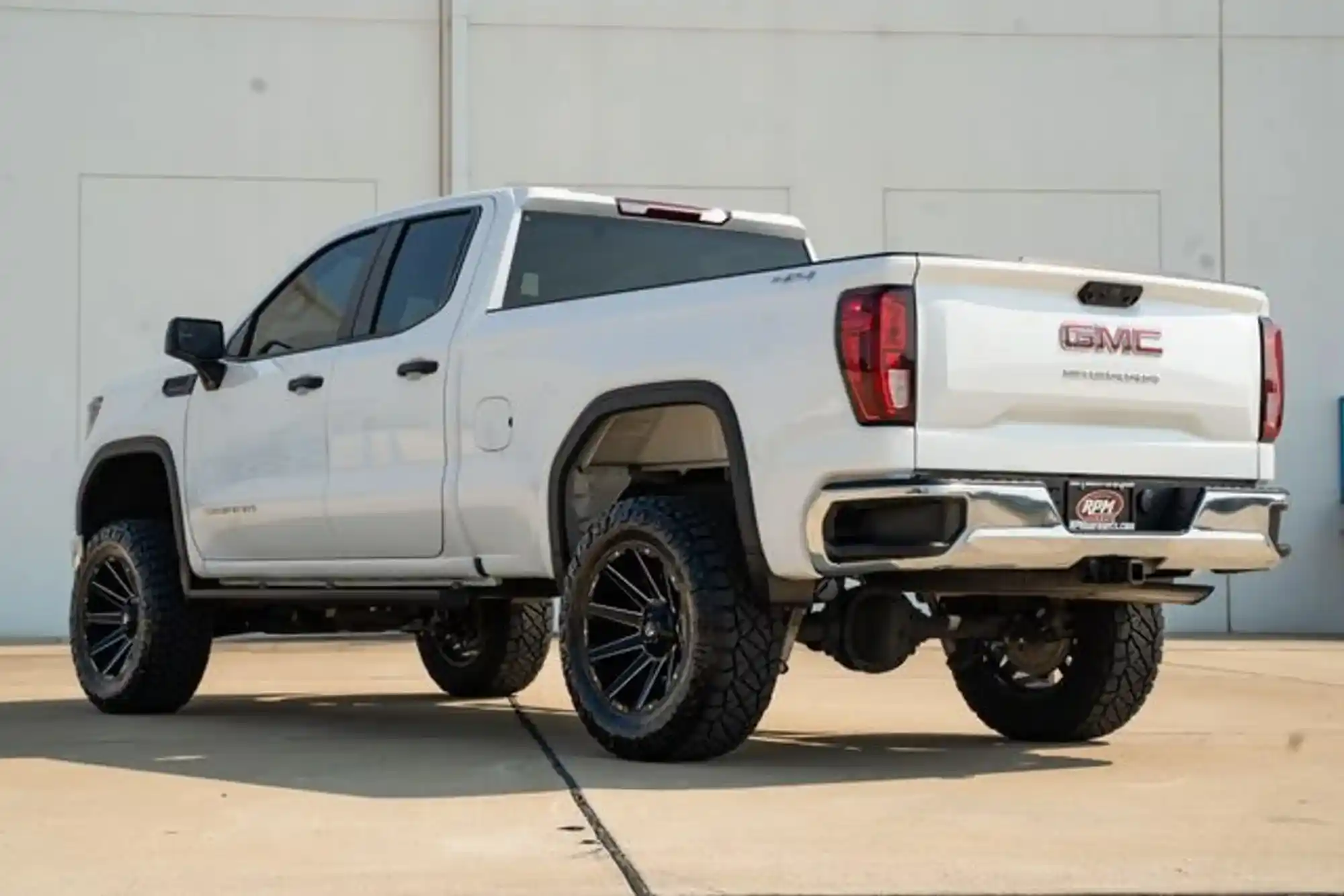 2023-gmc-sierra-1500-pro-4x4-lifted-with-upgrades-for-sale-dallas-tx-7